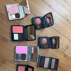 Mac blush crisp whites